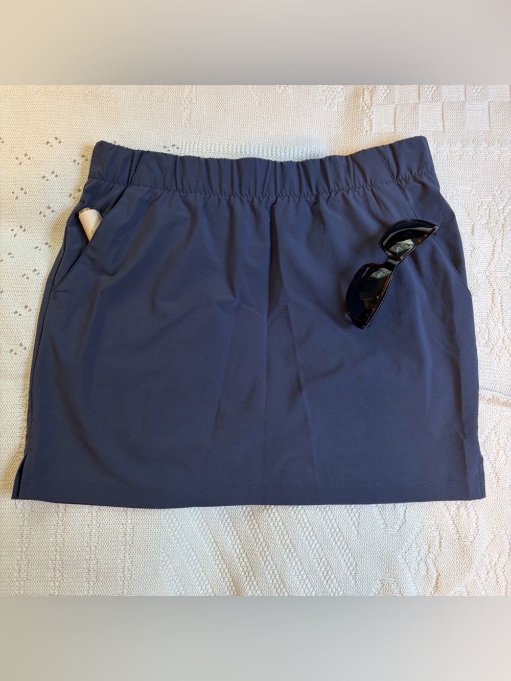 Columbia SKORT Size M, Navy